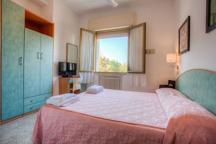 Imagen de la habitación del Hotel Albergo Villa Lucia. Foto 6