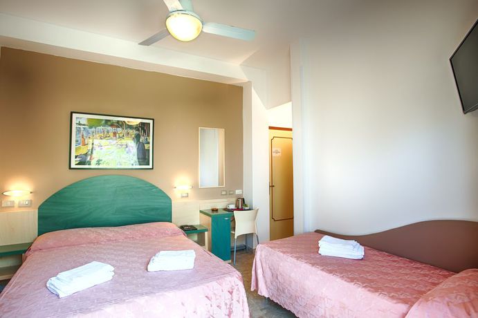 Imagen de la habitación del Hotel Albergo Villa Lucia. Foto 7