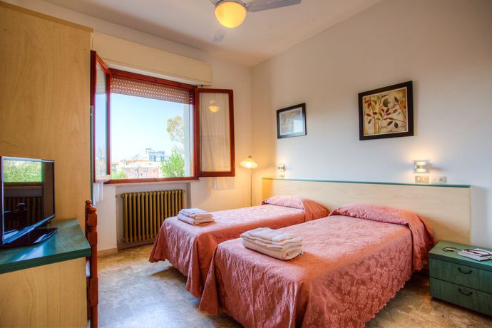 Imagen de la habitación del Hotel Albergo Villa Lucia. Foto 13