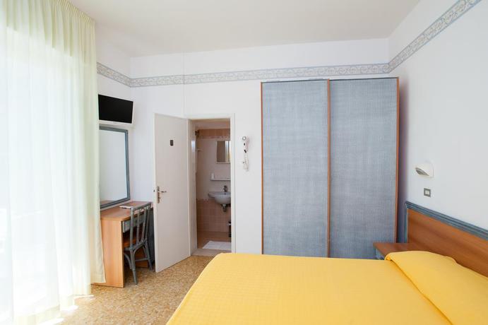 Imagen de la habitación del Hotel Albergo Villa Mauri. Foto 3