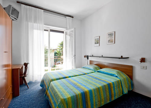 Imagen de la habitación del Hotel Albergo Villa Mimosa. Foto 4