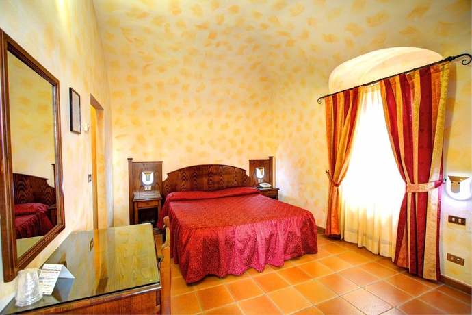 Imagen de la habitación del Hotel Albergo Villa Rioddi. Foto 7