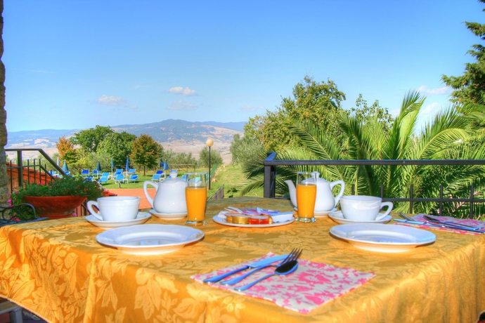 Imagen del bar/restaurante del Hotel Albergo Villa Rioddi. Foto 4