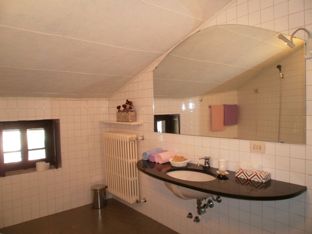Imagen de la habitación del Hotel Albergo Villa and Roma. Foto 7