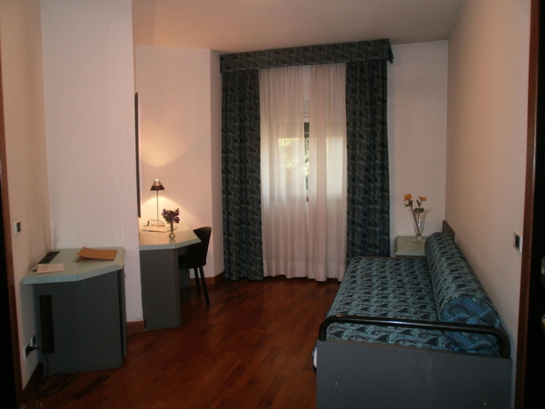 Imagen de los interiores del Hotel Albergo Villa and Roma. Foto 16