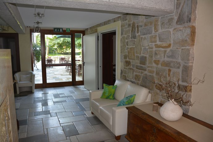 Imagen de los interiores del Hotel Albergo Vinnaeria La Baita. Foto 17