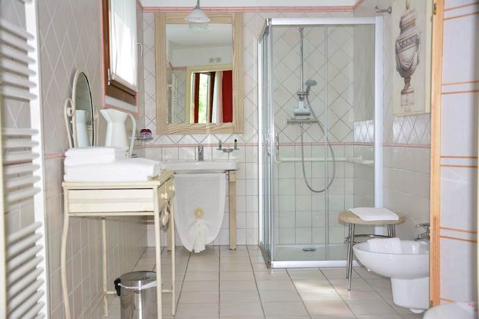 Imagen de la habitación del Hotel Albergo Vinnaeria La Baita. Foto 9