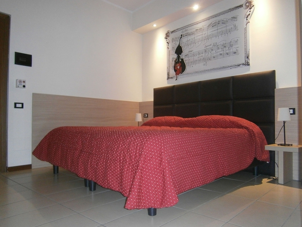 Imagen de la habitación del Hotel Albergo Visconti. Foto 10