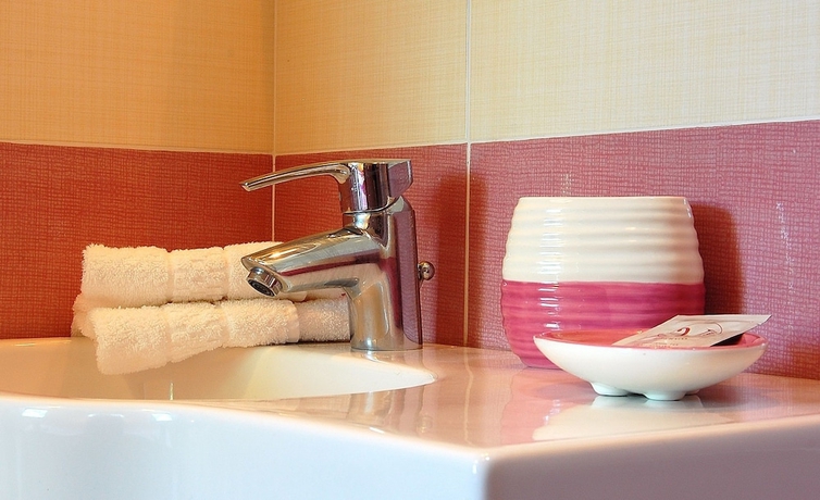 Imagen de la habitación del Hotel Albergo Visconti. Foto 15