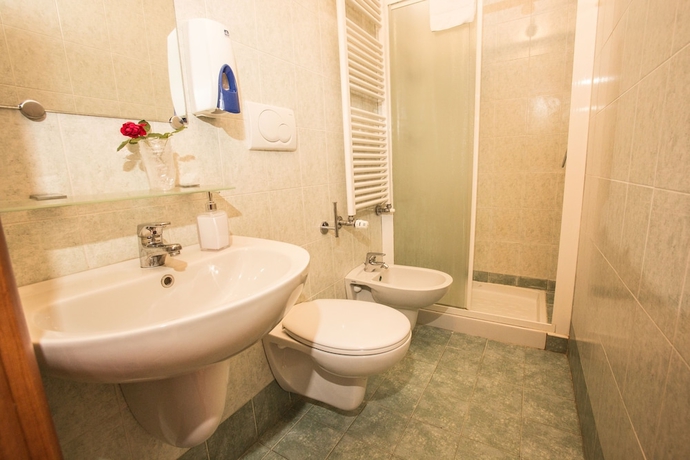 Imagen de la habitación del Hotel Albergo Vista Lago. Foto 5