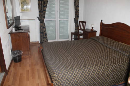 Imagen de la habitación del Hotel Albergo Vittoria, Ovada. Foto 3