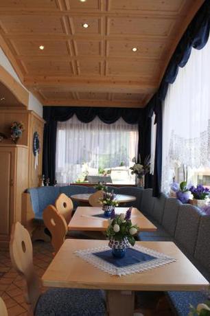 Imagen de la habitación del Hotel Albergo Vittoria, Santo Stefano di Cadore. Foto 9