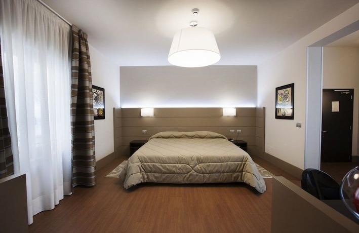 Imagen de la habitación del Hotel Albergo Vittoria, Trapani. Foto 6