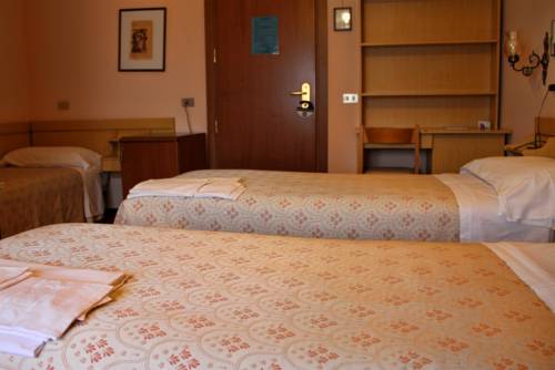 Imagen de la habitación del Hotel Albergo Zoello Je Suis. Foto 12