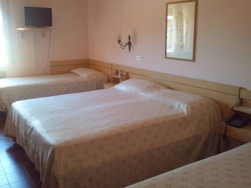 Imagen de la habitación del Hotel Albergo Zoello Je Suis. Foto 15