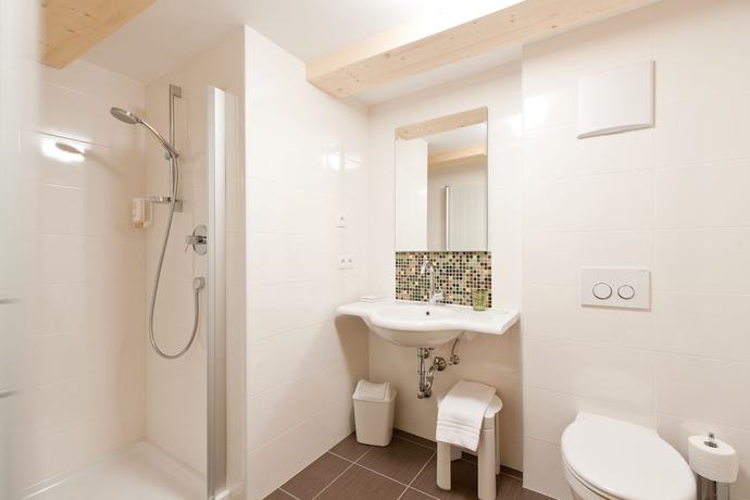 Imagen de la habitación del Hotel Albergo Zur Sonne. Foto 13