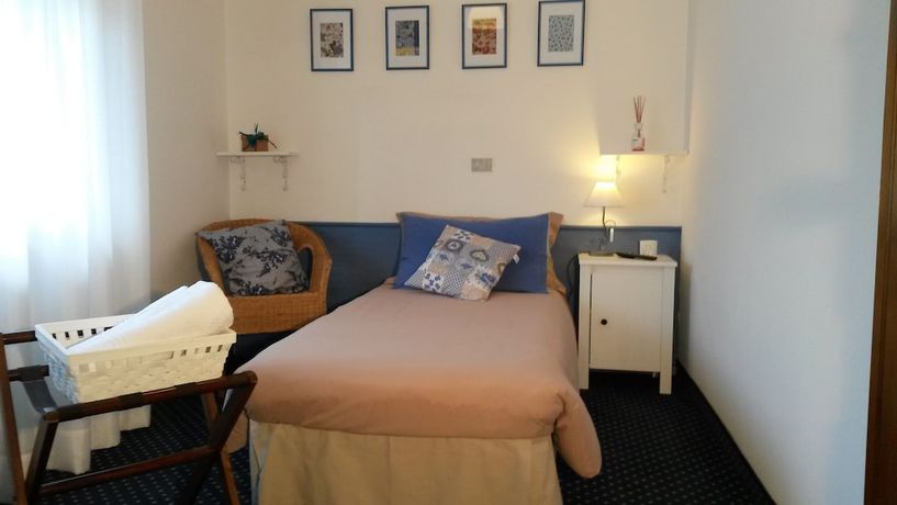 Imagen de la habitación del Hotel Albergo al Sole Zoldo Alto. Foto 11