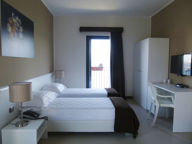 Imagen de la habitación del Hotel Albergo del Sole, Tarento. Foto 8