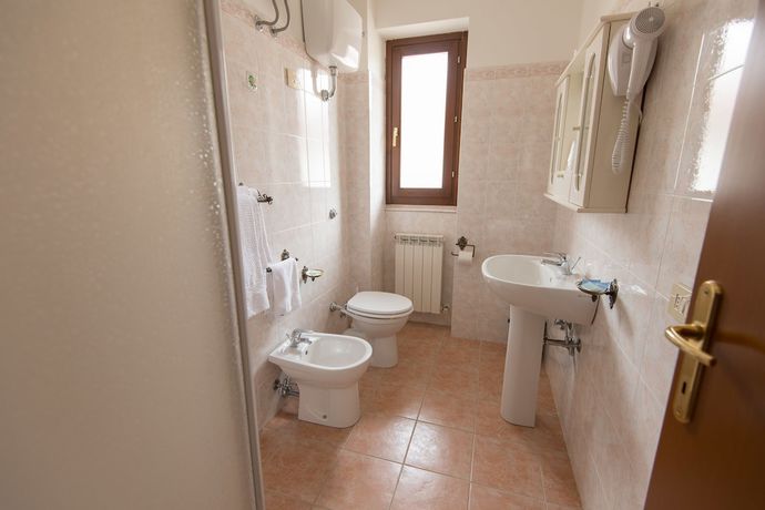 Imagen de la habitación del Hotel Albergo della Corte. Foto 8