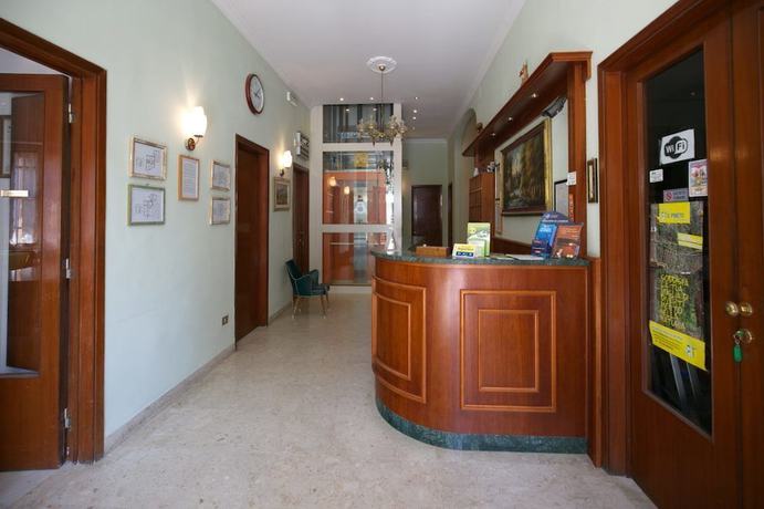 Imagen de los interiores del Hotel Albergo e Residence Vittoria. Foto 20