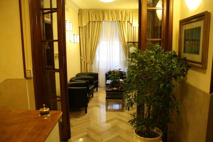 Imagen general del Hotel Albergo il Giglio, Prato. Foto 8