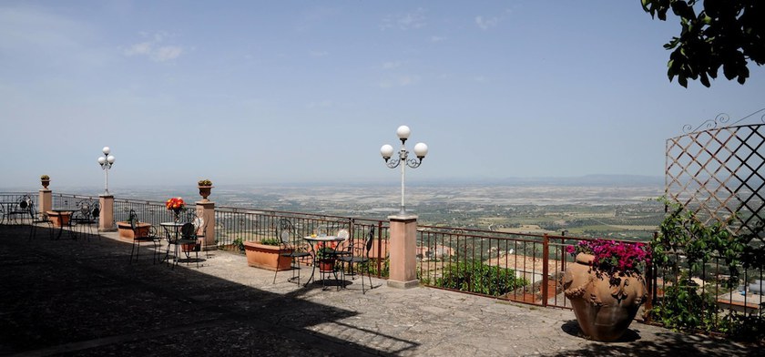 Imagen general del Hotel Albergo villa nobile. Foto 1