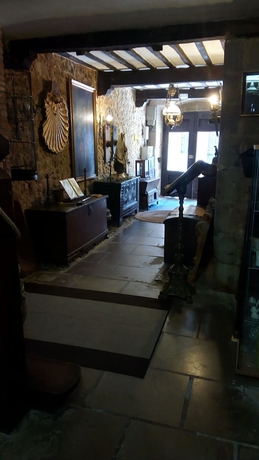 Imagen de los interiores del Hotel Albergue Gandara. Foto 16