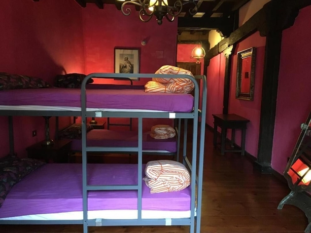 Imagen de la habitación del Hotel Albergue Gandara. Foto 8