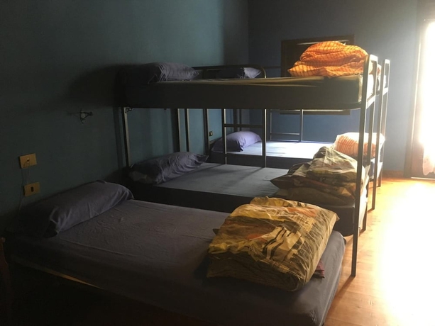 Imagen de la habitación del Hotel Albergue Gandara. Foto 13
