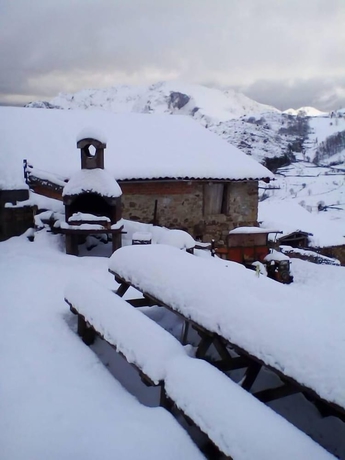 Imagen de los interiores del Hotel Albergue La Aldea - Hostel. Foto 12