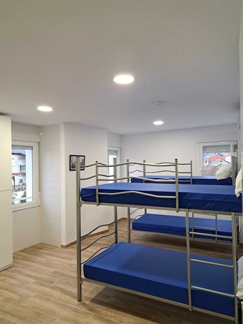 Imagen de la habitación del Hotel Albergue O Bailar&iacute;n. Foto 3
