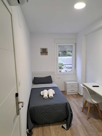 Imagen de la habitación del Hotel Albergue O Bailar&iacute;n. Foto 6