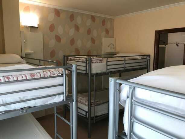Imagen general del Hotel Albergue O Cruceiro - Hostel. Foto 1