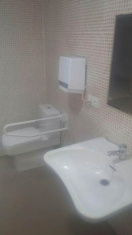 Imagen general del Hotel Albergue Ortiz - Hostel. Foto 7