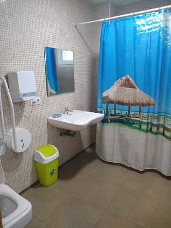 Imagen general del Hotel Albergue Ortiz - Hostel. Foto 9