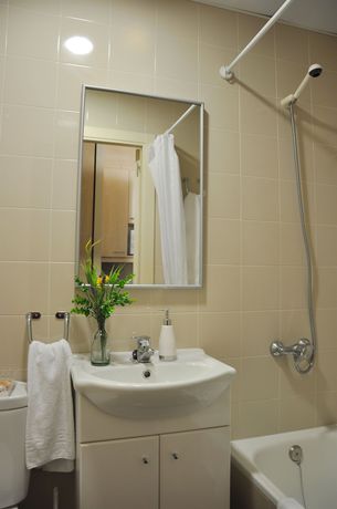 Imagen de la habitación del Hotel Albergue Residencia Universitaria Los Abedules. Foto 5