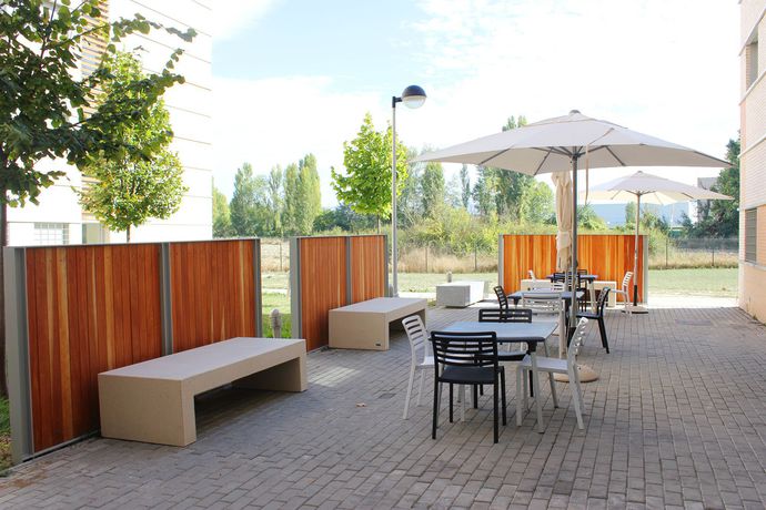 Imagen general del Hotel Albergue Residencia Universitaria Los Abedules. Foto 2