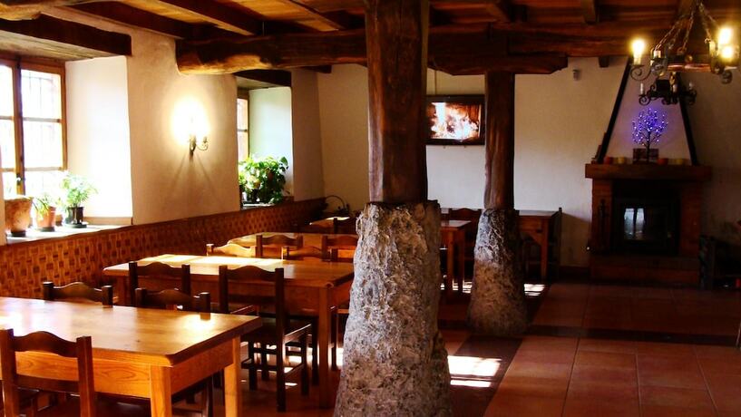 Imagen general del Hotel Albergue Rural Mandoia - Hostel. Foto 9