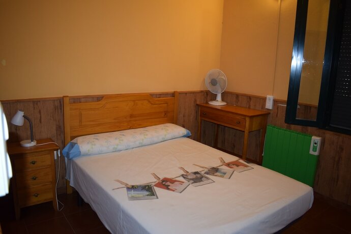 Imagen de la habitación del Hotel Albergue Rural Zarza Capilla. Foto 15