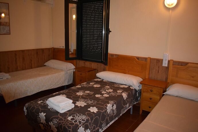 Imagen general del Hotel Albergue Rural Zarza Capilla. Foto 10