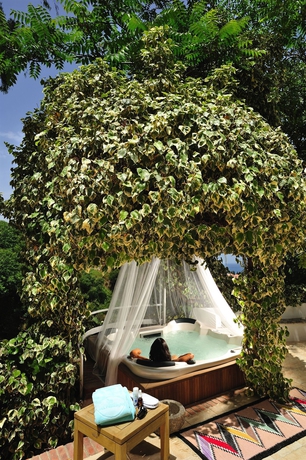 Imagen de los exteriores del Hotel Alberi Del Paradiso. Foto 10