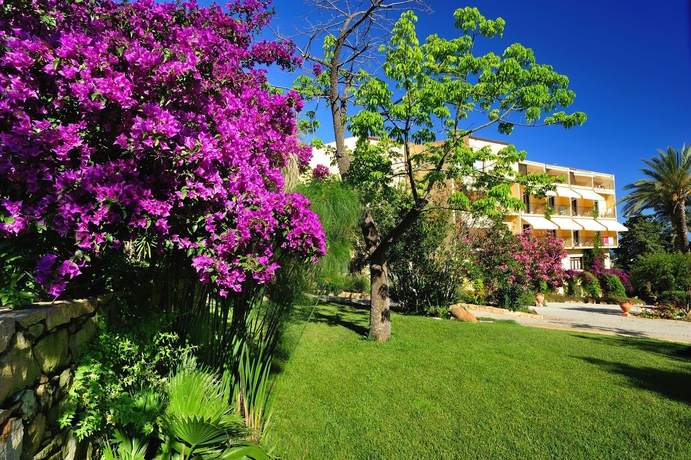 Imagen de los exteriores del Hotel Alberi Del Paradiso. Foto 11