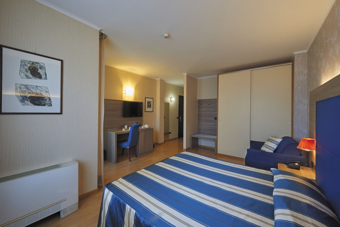 Imagen de la habitación del Hotel Alberi. Foto 8