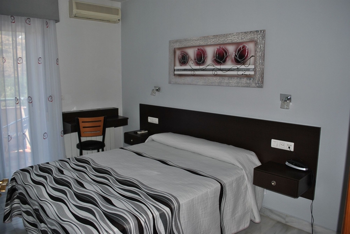 Imagen de la habitación del Hotel Albero, Granada. Foto 5