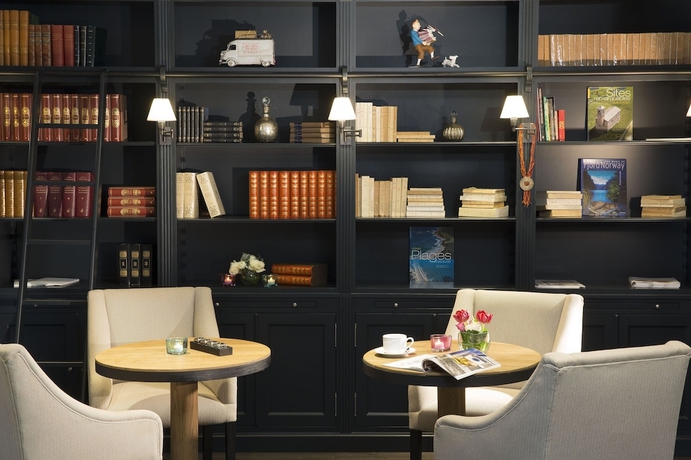 Imagen del bar/restaurante del Hotel Albert 1er Paris. Foto 5