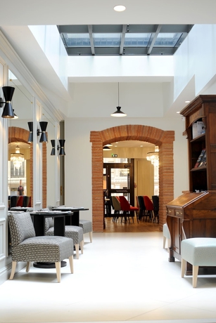 Imagen del bar/restaurante del Hotel Albert 1er, Toulouse. Foto 2