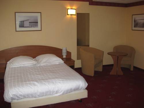 Imagen de la habitación del Hotel Albert 2. Foto 13