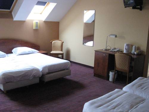 Imagen de la habitación del Hotel Albert 2. Foto 16
