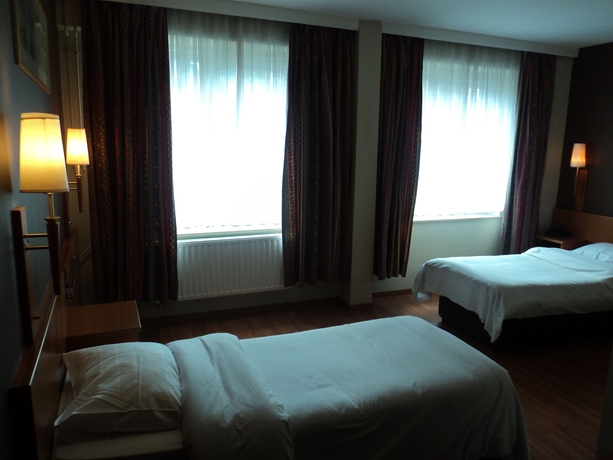 Imagen de la habitación del Hotel Albert, Bruselas. Foto 3