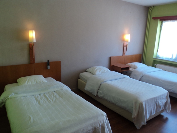 Imagen de la habitación del Hotel Albert, Bruselas. Foto 5